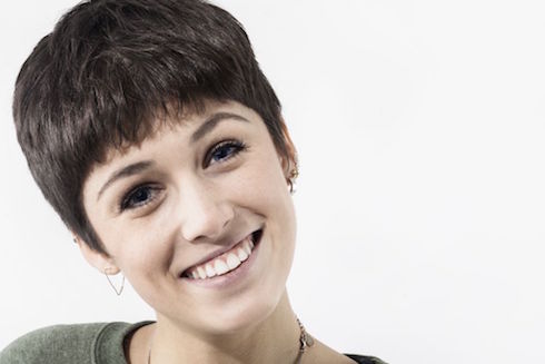 SANREMO 2016, TESTI CANZONI: CHIARA DELLO IACOVO – INTROVERSO (VIDEO)