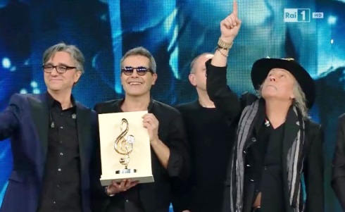 FESTIVAL DI SANREMO 2016, LA SERATA DELLE COVER: VINCONO GLI STADIO CON LA SERA DEI MIRACOLI