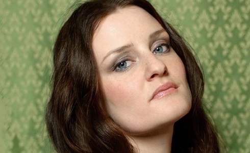 SANREMO 2016, TESTI CANZONI: IRENE FORNACIARI – BLU