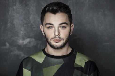 SANREMO 2016, TESTI CANZONI: LORENZO FRAGOLA – INFINITE VOLTE