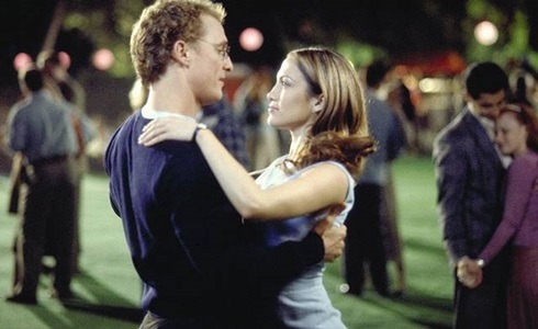 PROGRAMMI TV DI STASERA, MARTEDÌ 16 FEBBRAIO 2016. IO NON MI ARRENDO, LA CHAMPIONS LEAGUE, O LE IENE SHOW?