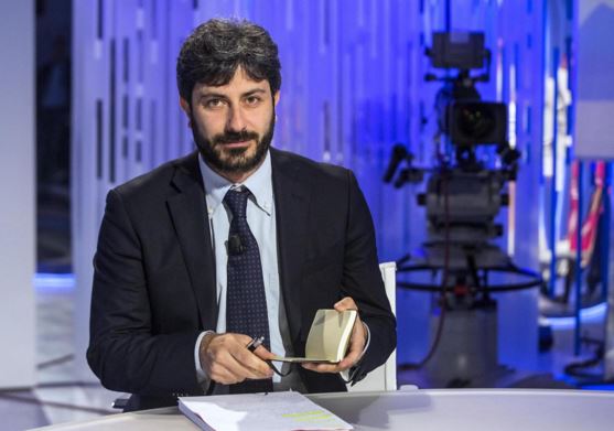 #DENUNCIAMOLARAI, M5S CONTRO LA RIFORMA DEL SERVIZIO PUBBLICO. FICO: “INTERVENGA L’EUROPA”