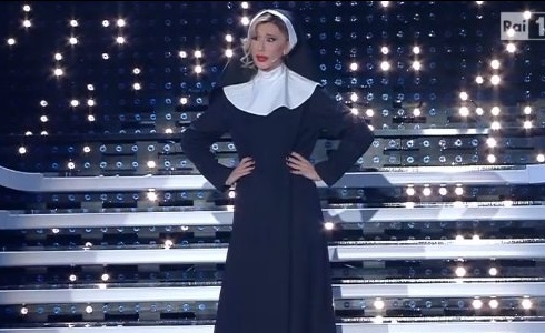 FESTIVAL DI SANREMO 2016: VIRGINIA RAFFAELE E’ “SUOR BELEN”