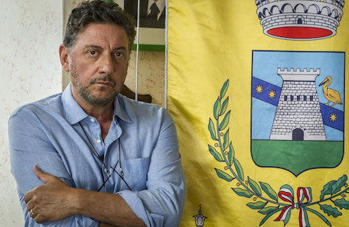 ASCOLTI TV | LUNEDI 8 FEBBRAIO 2016. IN 7 MLN PER IL SINDACO PESCATORE (27.54%), GRAVITY AL 12.1%