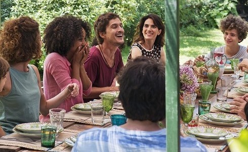 ASCOLTI TV | DOMENICA 14 FEBBRAIO 2016. TUTTO PUO’ SUCCEDERE AL 16.59%, TUTTI INSIEME ALL’IMPROVVISO AL 9.42%. L’ARENA AL 30.72%