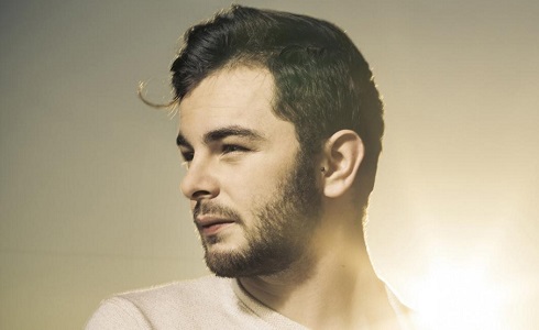 FESTIVAL DI SANREMO 2016: LORENZO FRAGOLA