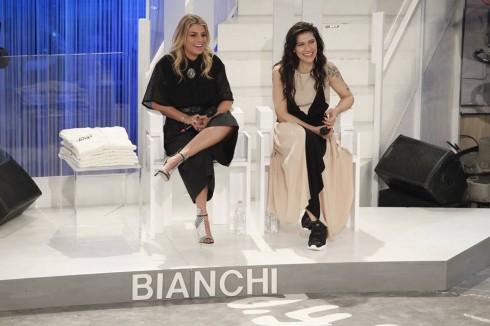 AMICI 15: LA SQUADRA BIANCA DI EMMA ED ELISA