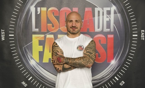 ISOLA DEI FAMOSI 2016: GIACOBBE FRAGOMENI A ISLA DESNUDA