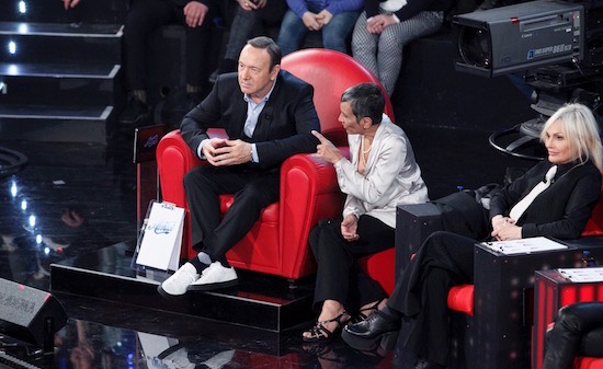 AMICI 2016: ANTICIPAZIONI PRIMA PUNTATA SERALE. ECCO L’ELIMINATO DI SABATO 2 APRILE (FOTO)