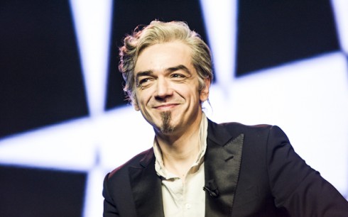 AMICI 15: MORGAN PRESENZA FISSA AL SERALE