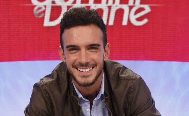 UOMINI E DONNE: LUCAS PERACCHI LASCIA LA TRASMISSIONE (CON LA CODA TRA LE GAMBE)