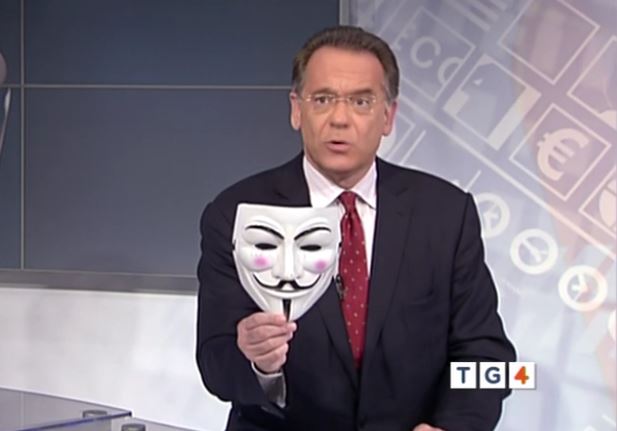 TG4: CECCHI PAONE FA IL DIVULGATORE DI NOTIZIE, MA NON RINUNCIA A DIRE LA SUA