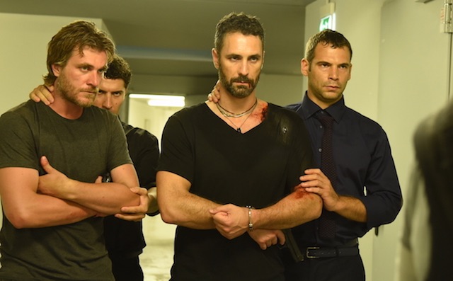 ascolti tv 6 aprile 2016 FUOCO AMICO fuoco amico