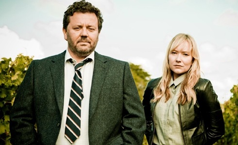 I MISTERI DI BROKENWOOD: CRIMINI IN SALSA COUNTRY DA QUESTA SERA SU GIALLO
