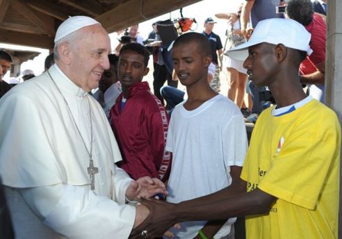 PAPA FRANCESCO A LESBO, DIRETTA SU TV2000 E RAI. GLI APPUNTAMENTI