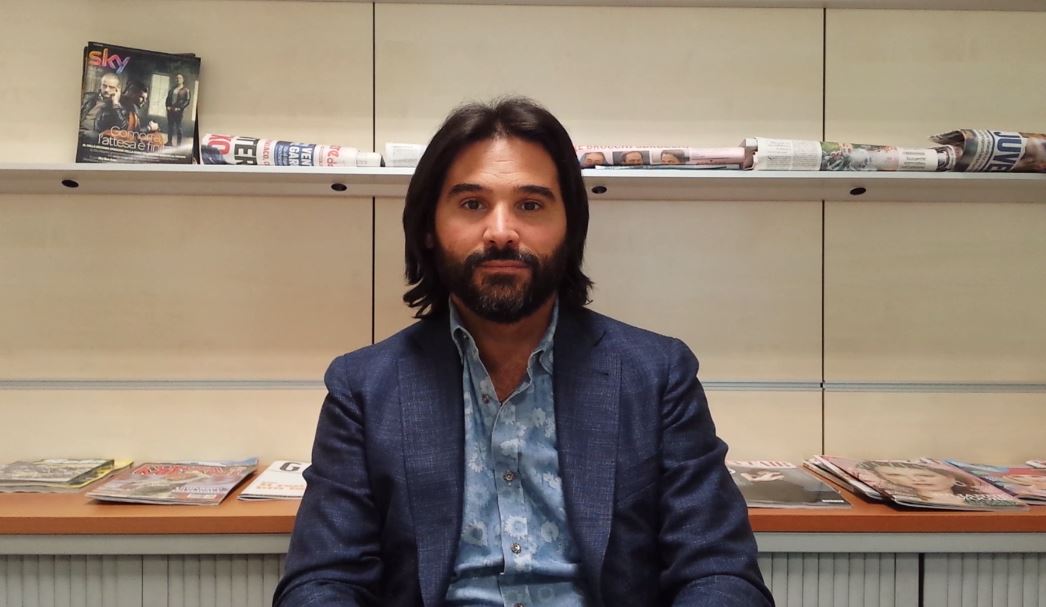 DANIELE ADANI (SKY SPORT) A DM: SARA’ LA COPA AMERICA PIU’ BELLA DI SEMPRE. TRAPATTONI TELECRONISTA? MI VA BENE QUALSIASI COSA DICA (VIDEO)