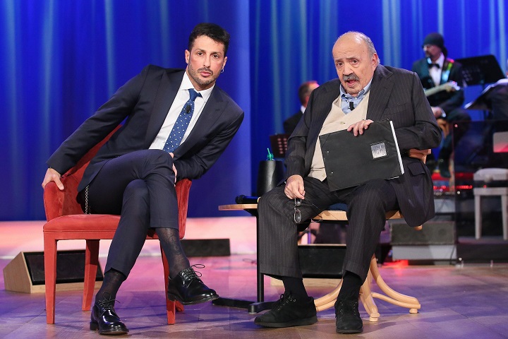 MAURIZIO COSTANZO SHOW: FABRIZIO CORONA APRE IL NUOVO CICLO. SCONTRO IN STUDIO CON CECCHI PAONE