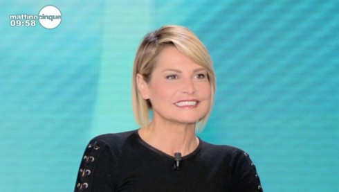 SIMONA VENTURA E IL RITORNO A MEDIASET: “NIENTE PROGRAMMI IN DAYTIME. TRANQUILLI, SONO COSE EX NOVO”