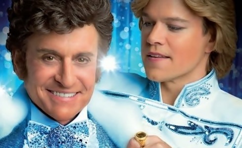 PROGRAMMI TV DI STASERA, LUNEDÌ 27 GIUGNO 2016. SU RAI3 MICHAEL DOUGLAS E MATT DAMON IN DIETRO I CANDELABRI