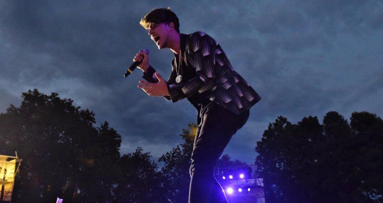 LE PAGELLE DELLA SETTIMANA TV (13-19/06/2016). PROMOSSI GOMORRA E MAURIZIO COSTANZO SHOW, BOCCIATI I THE KOLORS E LA CALL TO ACTION DEL GF VIP