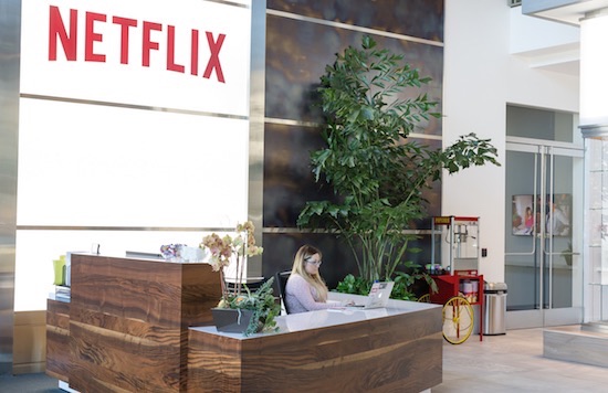 NETFLIX NON CI DELUDE