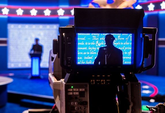 DONALD TRUMP VS HILLARY CLINTON: STANOTTE IL DIBATTITO IN DIRETTA. ECCO DOVE VEDERLO