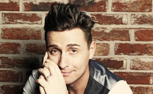 PROGRAMMI TV DI STASERA, DOMENICA 25 SETTEMBRE 2016. SU ITALIA1 PINTUS@ARENA