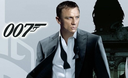 PROGRAMMI TV DI STASERA, GIOVEDÌ 20 OTTOBRE 2016. SU RAI3 CASINO ROYALE CON DANIEL CRAIG