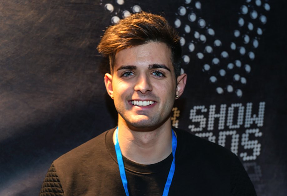 BOOM! LEONARDO DECARLI ALLA GUIDA DI CARPOOL KARAOKE SU ITALIA 1