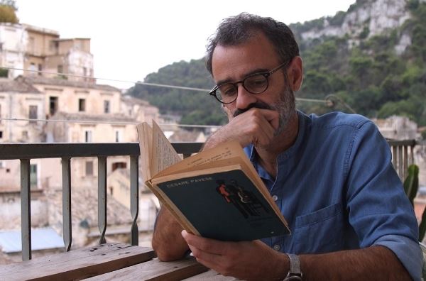 LETTORI – I LIBRI DI UNA VITA: SU LAEFFE LE STORIE PERSONALI SI RACCONTANO CON LE ‘PAGINE PREFERITE’