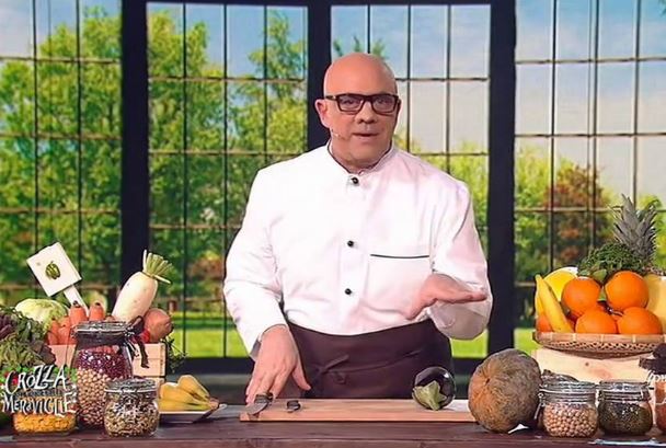 CROZZA TORNA NEL PAESE DELLE MERAVIGLIE: DI BATTISTA E SORRENTINO NUOVE IMITAZIONI (VIDEO)