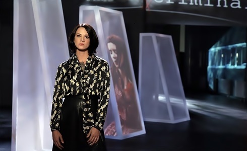 PROGRAMMI TV DI STASERA, VENERDÌ 11 NOVEMBRE 2016. L’ULTIMA DI SQUADRA ANTIMAFIA CONTRO ROCCO SCHIAVONE