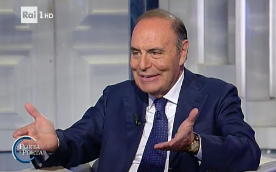 BERLUSCONI: “VESPA SAREBBE IL LEADER MIGLIORE PER IL CENTRODESTRA”. MA IL CONDUTTORE LO GELA