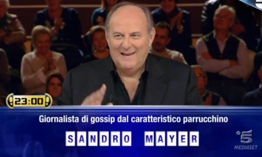 IL PARRUCCHINO DI SANDRO MAYER A CADUTA LIBERA