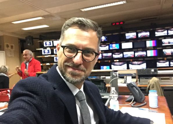 GABRIELE CORSI A DM: “NON VOLEVO FARE TAKE ME OUT E AVEVO DUBBI SU CARTA BIANCA. PER NATALE SARÒ COL TRIO MEDUSA SU DMAX”