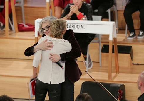 AMICI 16: SPECIALE DI SABATO 26 NOVEMBRE 2016 IN DIRETTA. FEDERICA VINCE LA SFIDA E RESTA NELLA SCUOLA. MORGAN CONFERMATO AL SERALE