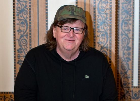 PIAZZAPULITA: INTERVISTA A MICHAEL MOORE. SU LA7 IL PALADINO ANTI-TRUMP