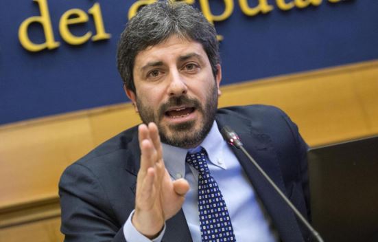 VIGILANZA RAI, ROBERTO FICO: TETTO AGLI STIPENDI ANCHE PER LE STAR