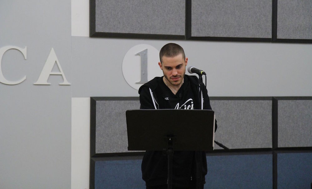 AMICI 16, DAYTIME 14 DICEMBRE 2016. NATALIA TITOVA INSEGNA SENSUALITA’, SHADY E’ UNA PULEDRA, MARTA SI DEVE SPOGLIARE DI TUTTO