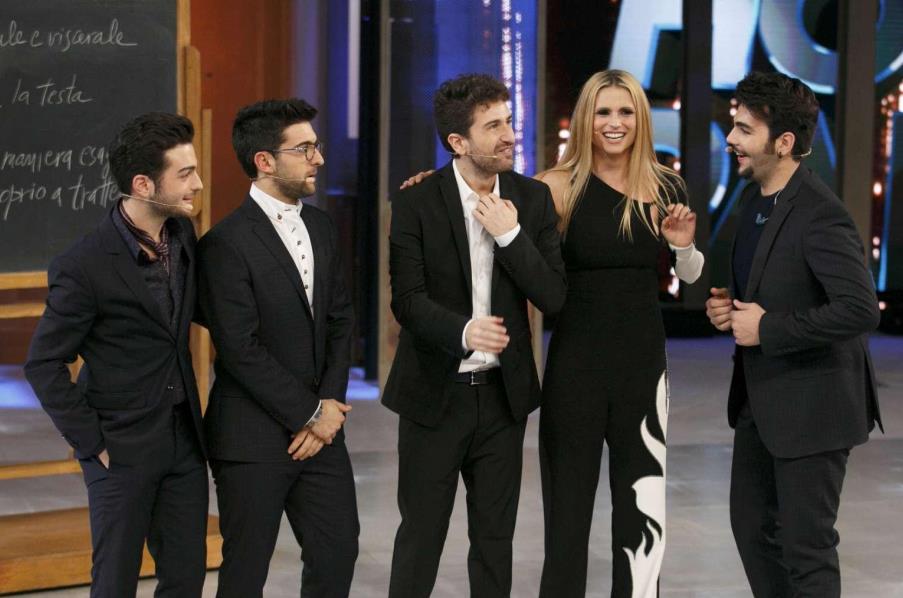 ASCOLTI TV | DOMENICA 18 DICEMBRE 2016. HOUSE PARTY AL 17.9%, AFFARI TUOI – SPECIALE TELETHON AL 10.6%. LA FINALE DI NINJA WARRIOR SI FERMA ALL’1.3%, KID’S GOT TALENT ALL’1.4%