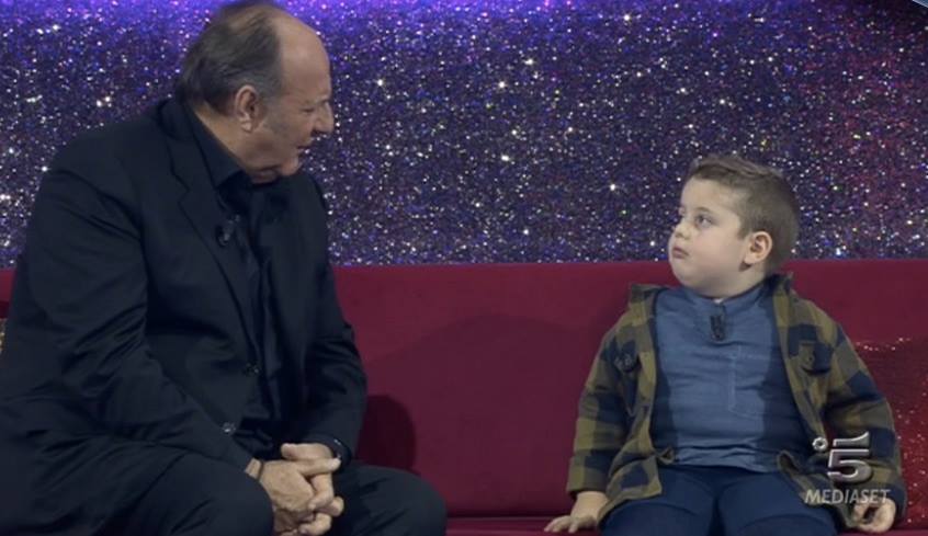 LITTLE BIG SHOW: SEMPRE LA STESSA GIOVANE, MA ORMAI VECCHIA, STORIA