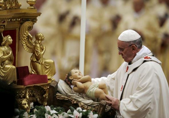 PROGRAMMI TV DI STASERA, SABATO 24 DICEMBRE 2016. SU RAI1 SANTA MESSA DI NATALE CON PAPA FRANCESCO