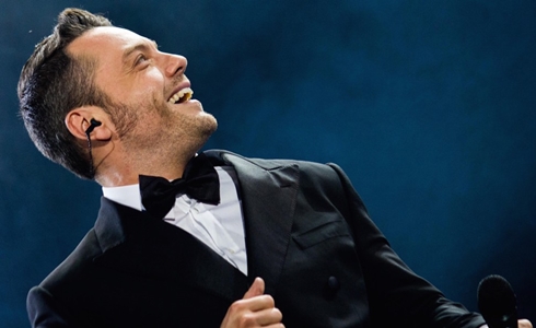 PROGRAMMI TV DI STASERA, DOMENICA 11 DICEMBRE 2016. TIZIANO FERRO OSPITE DI FABIO FAZIO A CHE TEMPO CHE FA