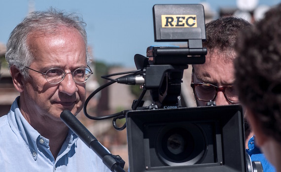 GLI OCCHI CAMBIANO: 6 DOC DI WALTER VELTRONI AL POSTO DI PORTA A PORTA DURANTE LE FESTIVITA’