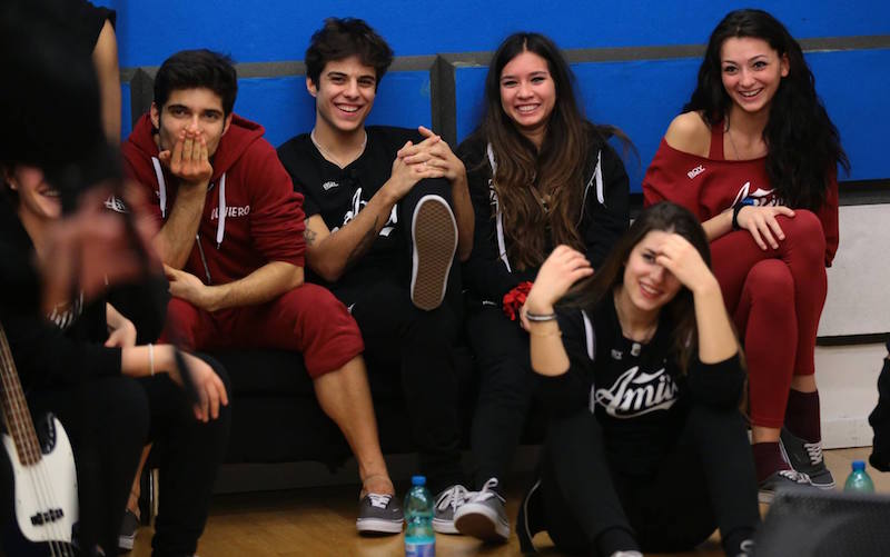 AMICI 2017, DAYTIME 19 GENNAIO. RUDY ZERBI VS VALENTINA: “CANTARE UNA CANZONE COSI NEANCHE AL KARAOKE”