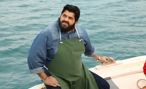 PROGRAMMI TV DI STASERA, LUNEDÌ 9 GENNAIO 2017. AL VIA I BASTARDI DI PIZZOFALCONE, ‘O MARE MIO, I DELITTI DEL BARLUME. TORNANO PRESA DIRETTA E QUINTA COLONNA