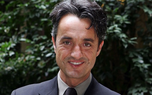 ISOLA DEI FAMOSI 2017: GIULIO BASE CONCORRENTE