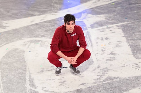 AMICI 16: SPECIALE DI SABATO 28 GENNAIO 2017 IN DIRETTA. LORENZO ESPULSO, AL SUO POSTO SIMONE. RICCARDO SOSPESO