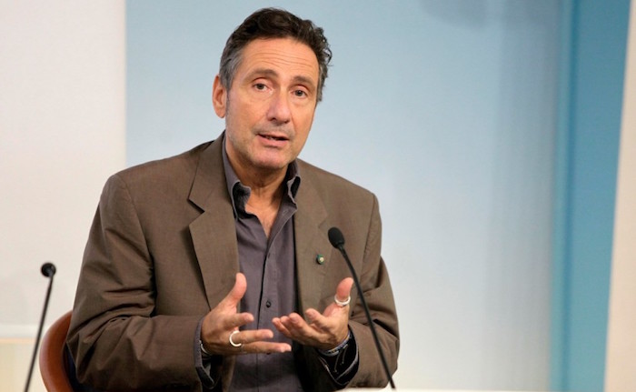 FUORI LUOGO SPECIALE: MARIO TOZZI IN ABRUZZO PER SPIEGARE IL TERREMOTO