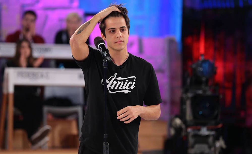 AMICI 2017, DAYTIME 12 GENNAIO (VIDEO). SHADY HA UNA COTTA PER MIKE BIRD? PER IL CANTANTE DEVE “DARSI UNA SCIACQUATA DI MENTE”